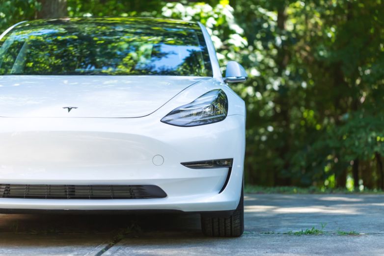 Tesla 3 Mobil Listrik Canggih dengan Harga Terjangkau, Simak Video Perakitannya
