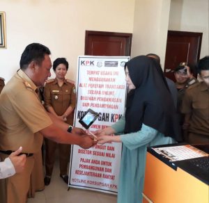 Tingkatkan PAD, BPKAD Bombana Pasang Alat Perekam Pajak