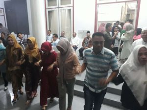 Bupati Konawe, KSK Pamerkan Tarian Molulo pada Forkopimda Kabupaten Jeneponto