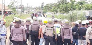 Demo Dengan Sajam, Warga Morosi Trauma, Humas Polda: Pemilik Busur Sedang Dicari