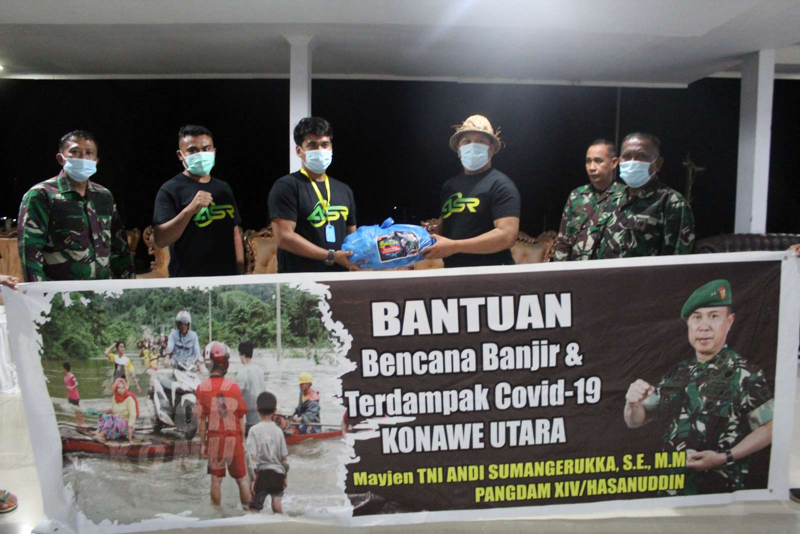 Terima Bantuan Covid-19 dan Banjir, Bupati Konut: Terima Kasih Pangdam XIV/Hasanuddin