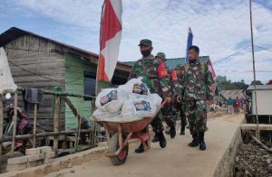Bantuan Pangdam Hasanuddin Sasar Kampung Bajo di Kendari