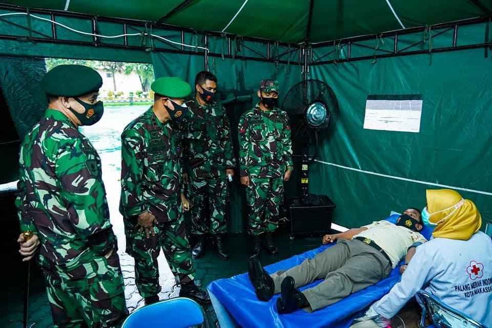 Sambut HUT Juang TNI AD Kodam XIV/HSN Gelar Donor Darah