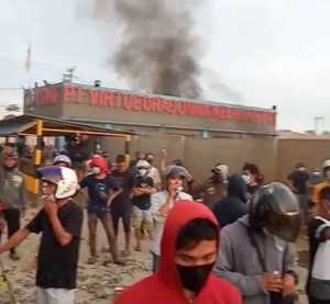 Perekonomian Lumpuh, Masyarakat Morosi Kecam Kekacauan di PT VDNI