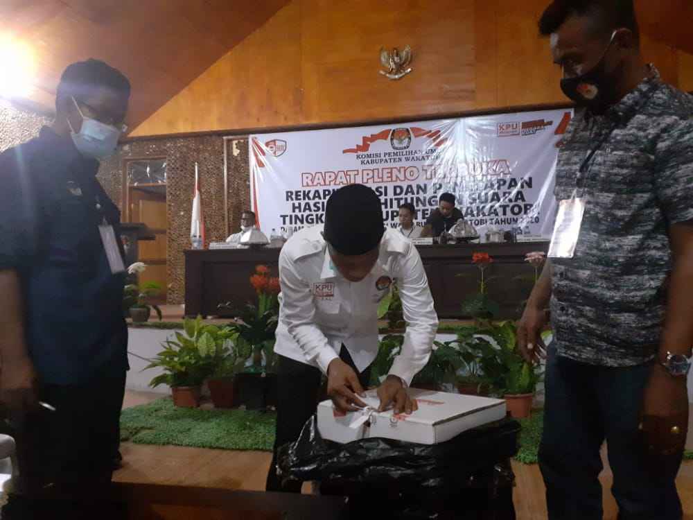 KPU Tetapkan Haliana-Ilmiati Sebagai Pemenang Pilkada Wakatobi 2020