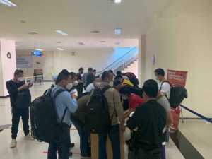 Imigrasi Kendari Kaget, 26 TKA Mendarat di Bandara Halu Oleo