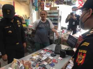 Gandeng Satpol PP, Bea Cukai Kendari Razia Rokok Ilegal di Konawe