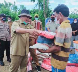 Gercep Bupati Konawe Bantu 10 Warganya Korban Puting Beliung