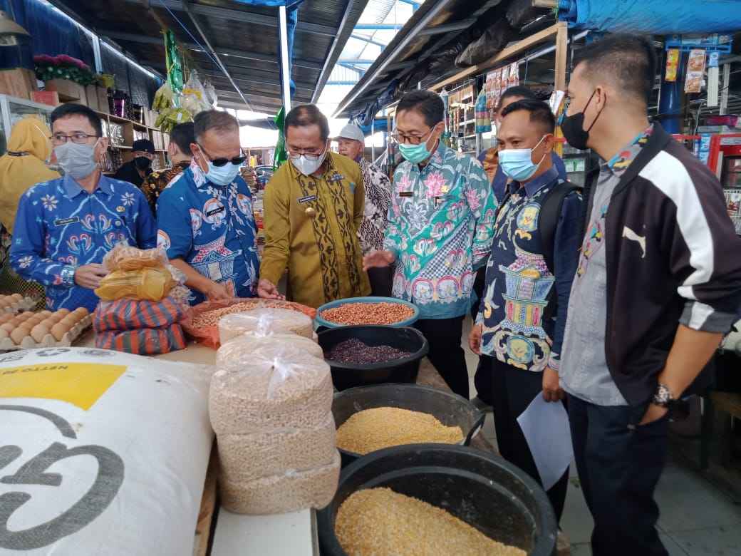Tekan Kenaikan Harga Pasar di Bulan Ramadhan, Disperindag Bombana Akan Gelar Pasar Murah