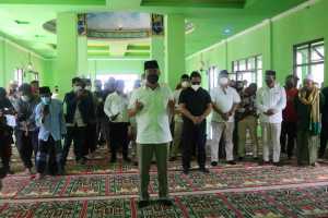 Disambut Layaknya Gubernur, Andi Sumangerukka Resmikan Mesjid Megah di Konawe