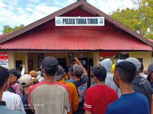 Ujaran Kebencian di Tomia, Massa Geruduk Polsek Tomia Timur Wakatobi