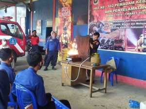 Kebocoran Regulator Tabung Gas, Kantor Damkar Kendari Nyaris Terbakar