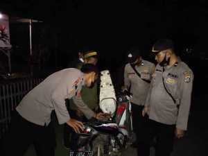 Polsek Kaledupa Selatan Amankan Seorang Warga Yang Kedapatan Membawa Sajam