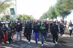 Dimeriahkan Berbagai Hadiah, Ribuan Warga Kolaka Ikuti Jalan Sehat ASR