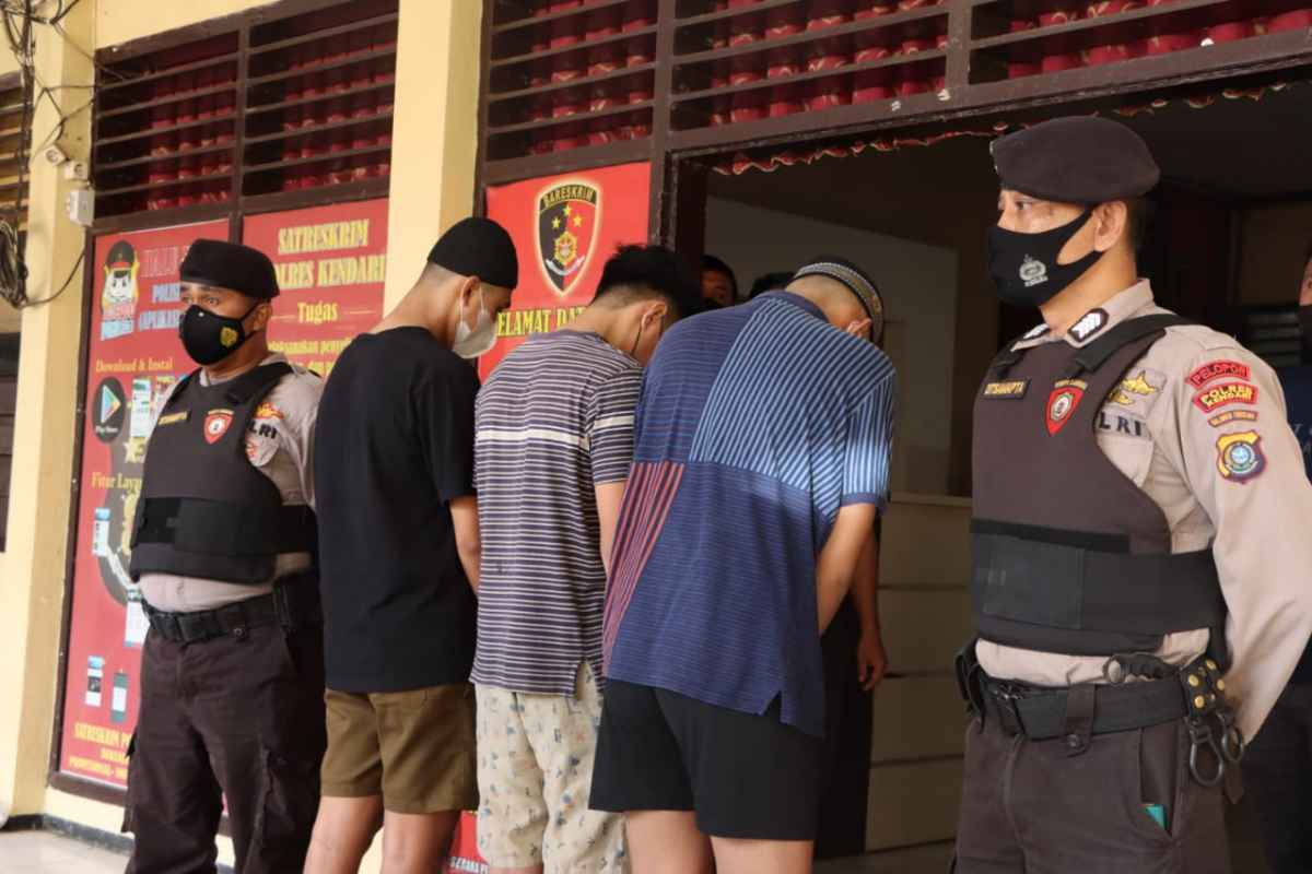 Polresta Kendari Tangkap Tiga Anggota Komplotan Sadis, Pernah Keroyok Kakak Adik Hingga Masuk RS