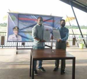 Tanda Tangan MoU, Kejari Konawe Kontrol Pemkab dalam Bidang Hukum