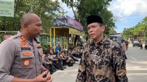 Ketua DPRD Sultra Minta Polisi Tangkap Pelaku Pelemparan Batu ke Gedung Dewan Saat Aksi Demonstrasi 11 April