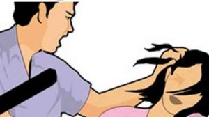 Ketua Ormas di Kendari Hajar Istri Pakai Kayu Hingga Babak Belur