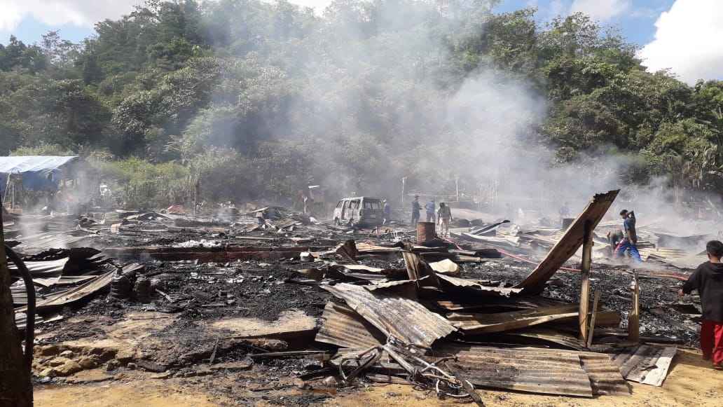 Belasan Rumah Milik Pemulung dan Satu Mobil di TPA Puuwatu Ludes Terbakar