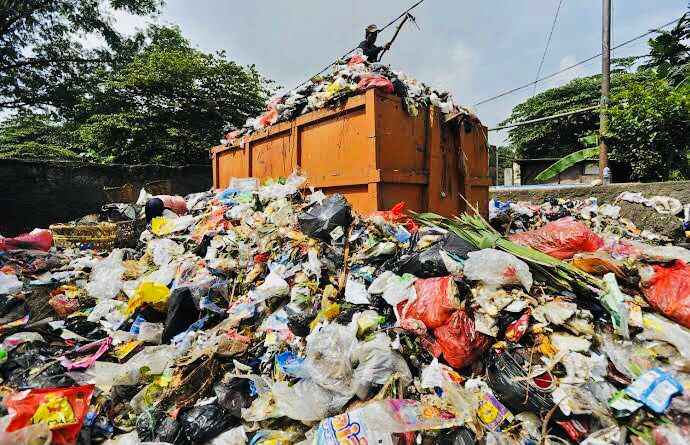 DLH Sebut Masyarakat Kendari Hasilkan 241 Ton Sampah Perhari