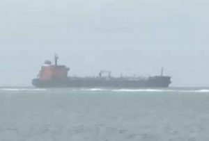 Mati Mesin di Laut Wakatobi, Kapal Pengangkut Ribuan Ton BBM Terombang-ambing