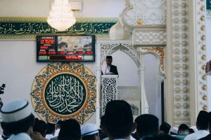 Wali Kota Kendari Teteskan Air Mata Saat Bawakan Khubah Solat Ied Adha 