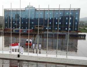 PT VDNIP Gelar Upacara Perayaan HUT RI ke 77, Karyawan Cina Turut Jadi Peserta