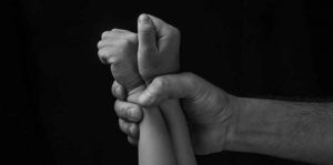 Mandek di Polres Butur, Kasus Dugaan Penganiayaan Anak di Bawah Umur Diminta Ditarik Ke Polda