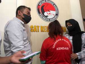 Edarkan Sabu-sabu, Dua Wanita di Kendari Ditangkap