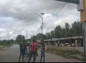 Berizin Lengkap, Travel PT JMS Dilarang Muat Penumpang oleh Oknum Sopir di Pelabuhan Amolengo