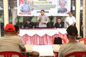 Wujudkan Polisi yang Humanis, Polresta Kendari Gelar Turnamen Domino