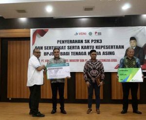 Kemenaker Apresiasi PT VDNIP Serap 24 Ribuan TKL, Wamen: Ini Rumah Kita yang Harus Dijaga