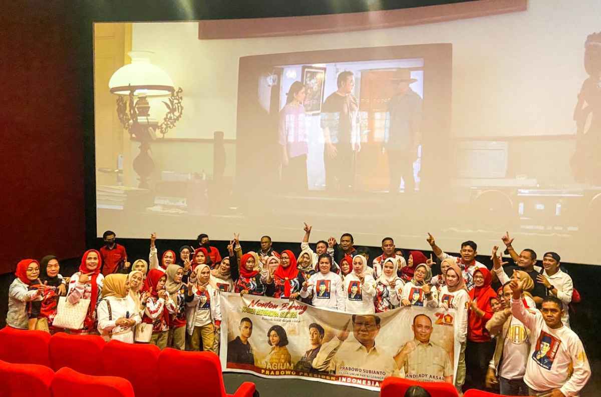 Tingkatkan Rasa Nasionalis Kadernya, Ratusan Kader Gerindra Sultra Gelar Nobar Film "Adagium"