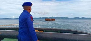 Patah Dinding, Pos Marnit Polair Konawe Periksa Kapal TB Bermuatan Ore Nikel