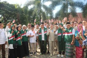 Bertemu saat Mendftarkan Bacaleg di KPU Sultra, Gerindra dan PKB Tontonkan Keharmonisannya