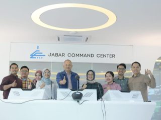 Pemda Provinsi Jabar Raih Penghargaan Unit Kerja Pengadaan Barang/Jasa Proaktif