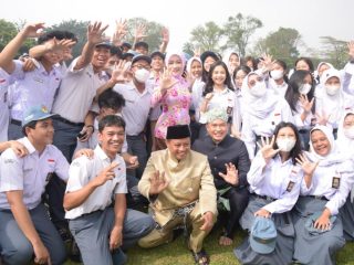 Jawa Barat Prioritaskan Pembangunan SMA/SMK Baru di 33 Kecamatan