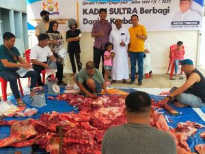 Kadin Sultra Sebelih Tiga Ekor Hewan Kurban