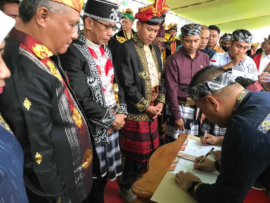 Pemkab Konawe dan Buton Teken MoU Hasil Pangan
