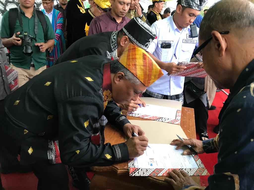 Pemkab Konawe dan Buton Teken MoU Hasil Pangan