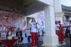 Zumba Massal Berhasil Digelar, Laode Barhim Tontonkan Kemesraan Bersama Gerindra Sultra