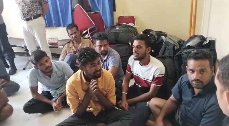 11 Imigran Gelap Asal India Diamankan Imigrasi Bau-bau