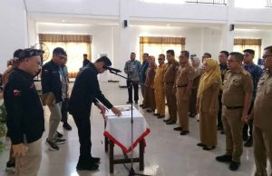 Lantik TPAKD, Sekda Bombana Minta Tancap Gas Jalankan Program Unggulan