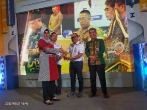 Bulan Inklusi Keuangan 2023, Pemkab Konawe Terima Penghargaan dari OJK