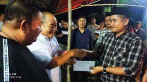 Pj Bupati Konawe bersama Apdesi Sultra Salurkan Bantuan Pembangunan Mesjid