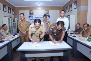 Pj Bupati Bersama Polres Bombana Teken NPHD Pengamanan Pilkada 2024