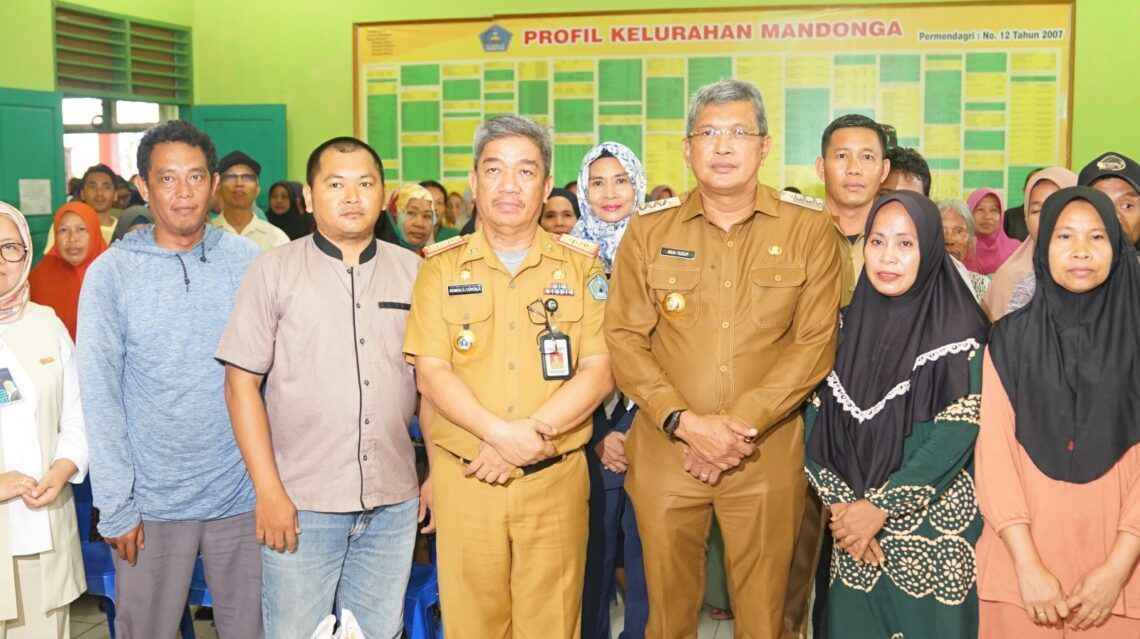 2.098 KPM di Kelurahan Mandonga Terimah Bantuan Pangan