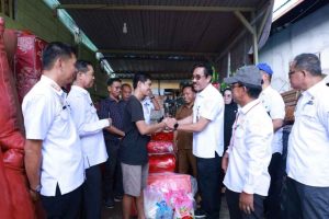 IMG-20240208-WA0061 Tinjau Korban Angin Puting Beliung, Pj Bupati Bombana Beri Dukungan Pemulihan Kondisi