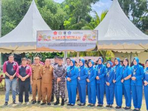 Lanal Kendari Gelar Bazar Murah, Beras dan Sembako di Serbu Ratusan Warga