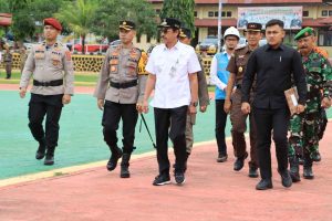 Jelang Idul Fitri Pemkab dan Polres Bombana, Cek Kesiapan Pasukan Operasi Ketupat Anoa 2024